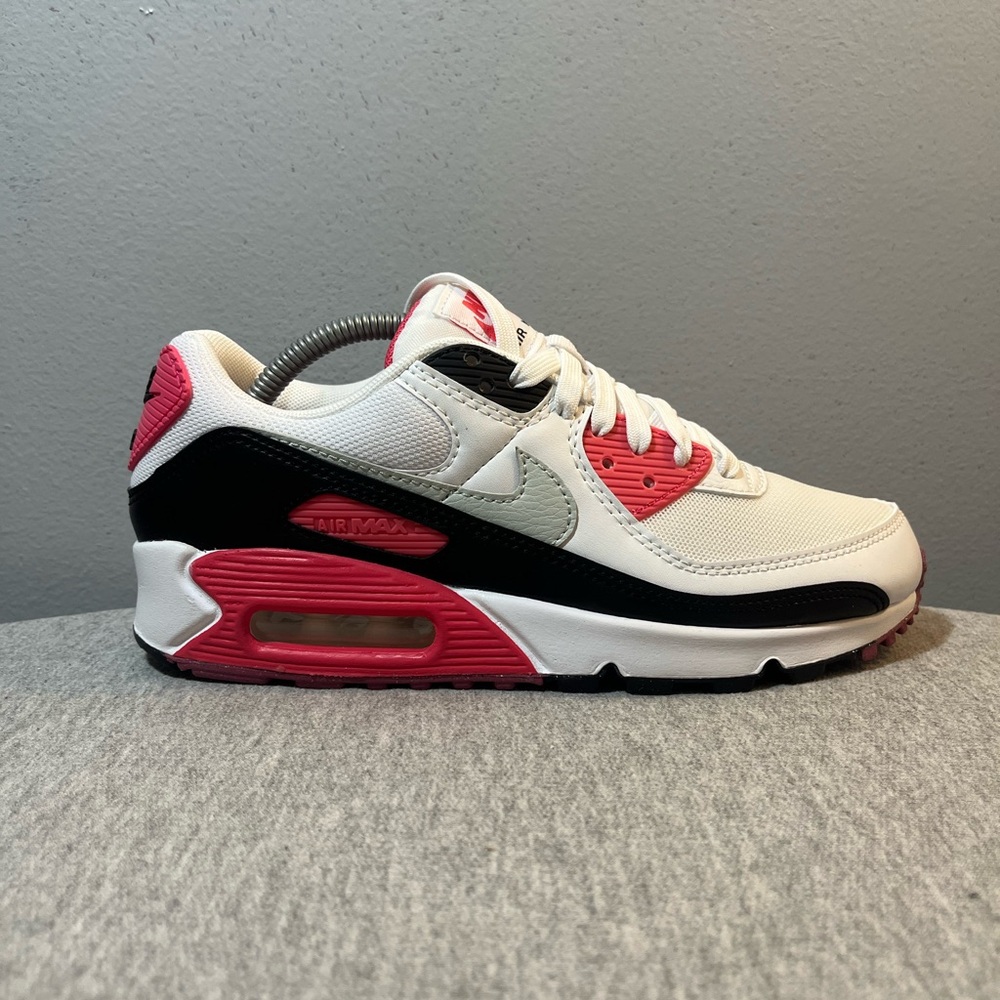 Nike Air Max 90 Aster Pink White Casual Sneakers Women's Size 7 DH8010-105